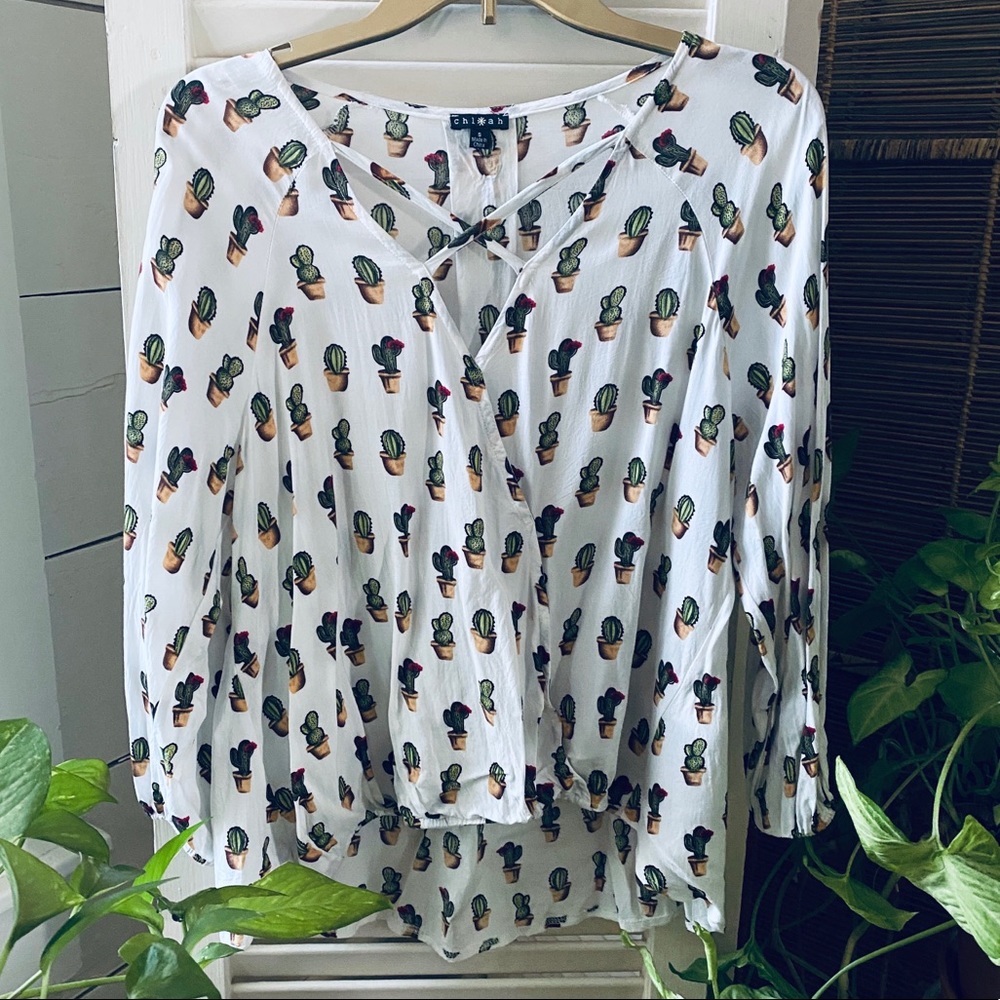Cactus 🌵 Print • Hi-Low top • Size Small